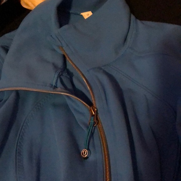 Lululemon zip up - Picture 2 of 4